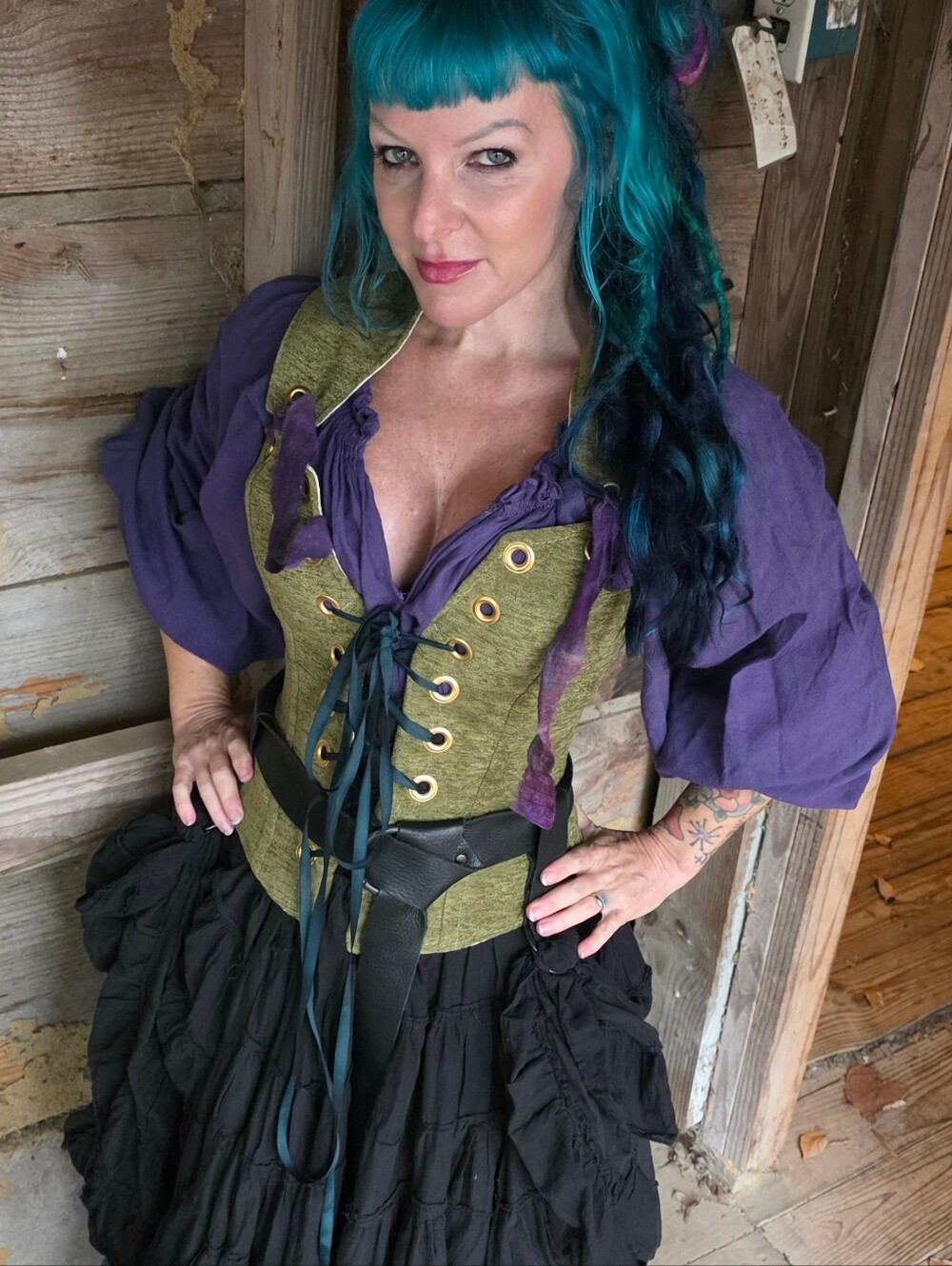 Damsel in this Dress Olive Green Petite Aurora Corset - Picture 4 of 4